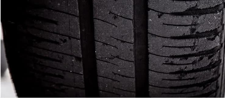 Jak wybierać opony zimowe, aby uniknąć niebezpieczeństwa na drodze