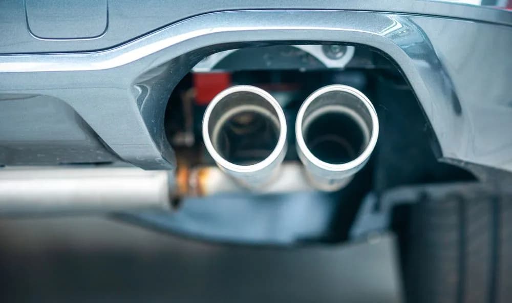 DPF co to? Jak filtr cząstek stałych wpływa na emisje spalin