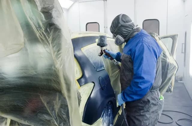 Jaki pistolet do malowania samochodu - uniknij najczęstszych błędów