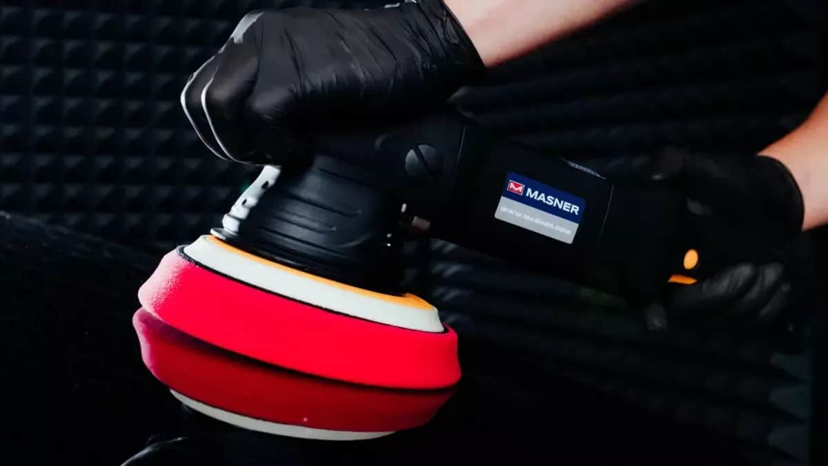 Jakie obroty przy polerowaniu auta zapewnią najlepsze efekty?